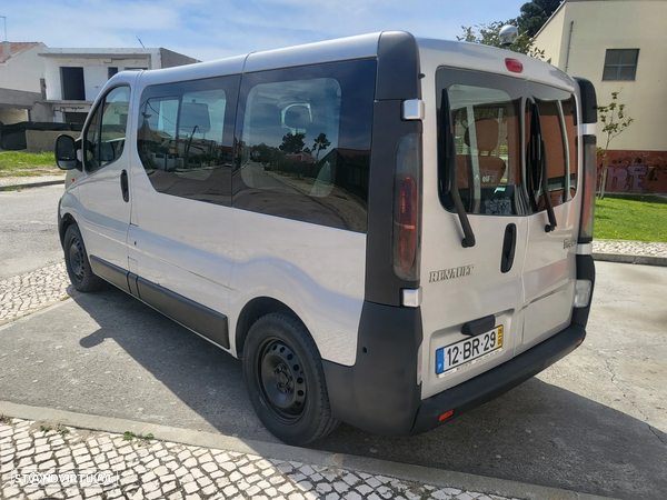 Renault Trafic 1.9 dCi L1H1 1T 100 9L - 6