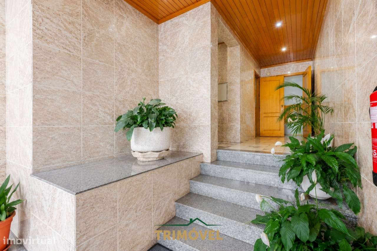 Apartamento T3+1 em Fajões, Oliveira de Azeméis.-23