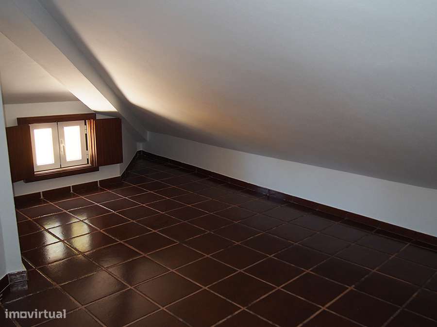 Pequena moradia encantadora, local exclusivo, entre Óbidos e Bombarral-16