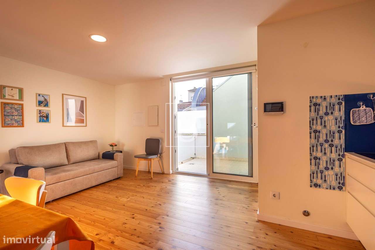 Lindo T1 mobilado, 2º andar, 2 varandas e estacionamento, Centro de Av - Grande imagem: 5/20