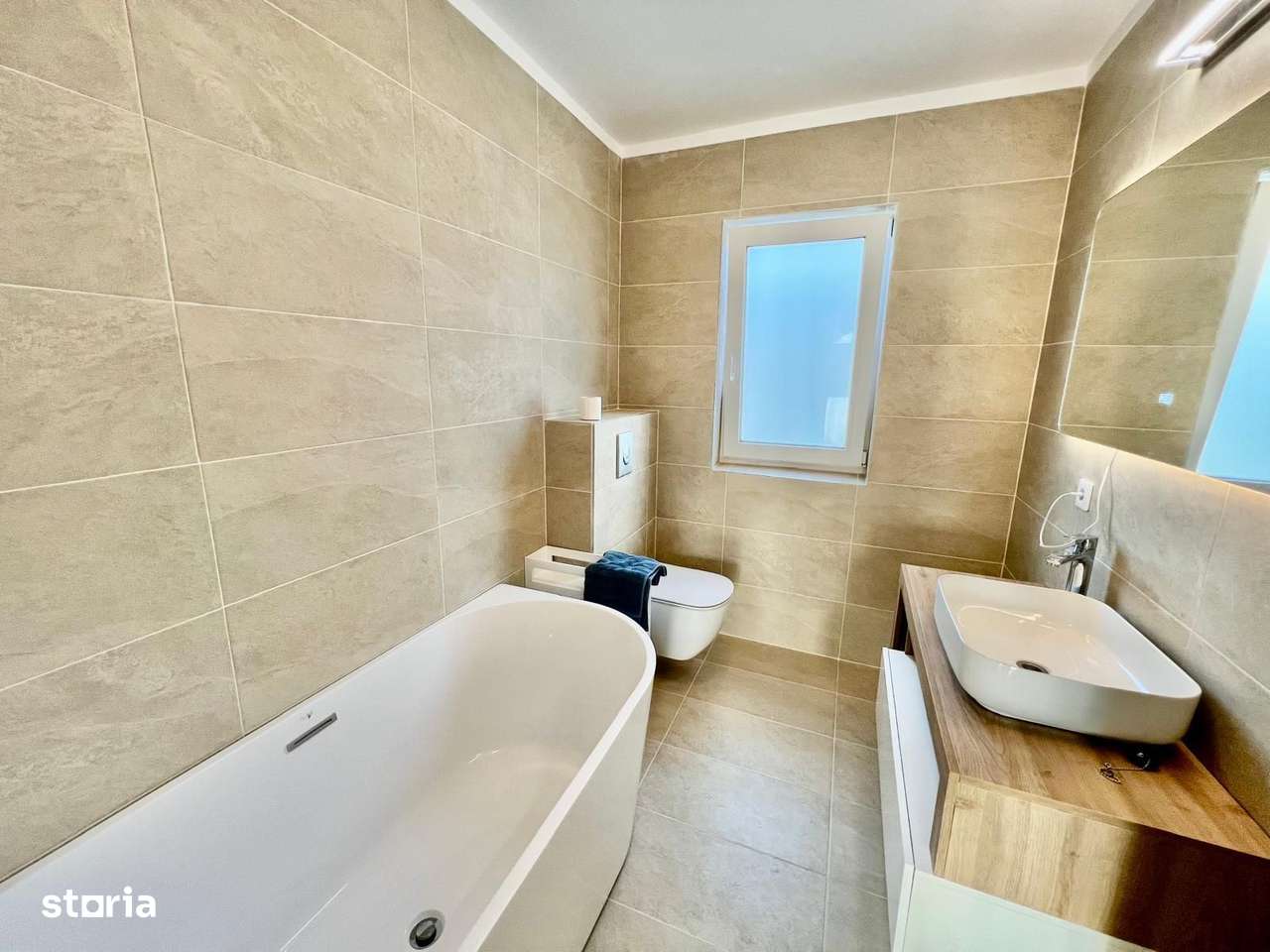 Casa la prima inchiriere - 4 camere, 3 bai - Cisnadie - Imagine principală: 5/10