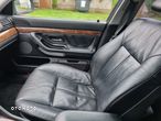 BMW Seria 7 740i - 32