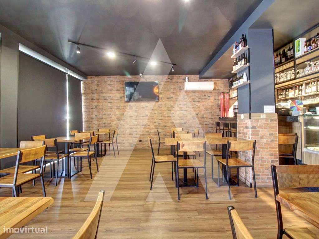 Restaurante/ Bar no centro de Oliveira do Bairro - Grande imagem: 3/21