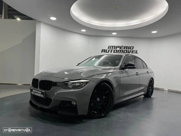 BMW 320 d Pack M - 13