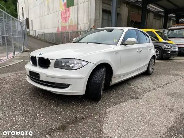 BMW Seria 1 116i - 1