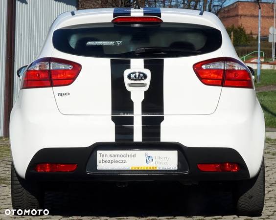 Kia Rio - 23