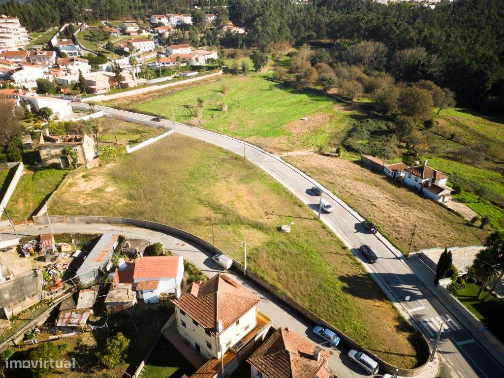 Terreno urbano com duas frentes para construção, em Oliveira de Aze... - Grande imagem: 5/7