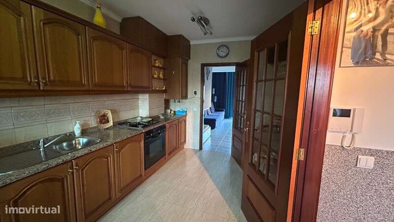 Comprar T2 Centro de S. João da Madeira-6