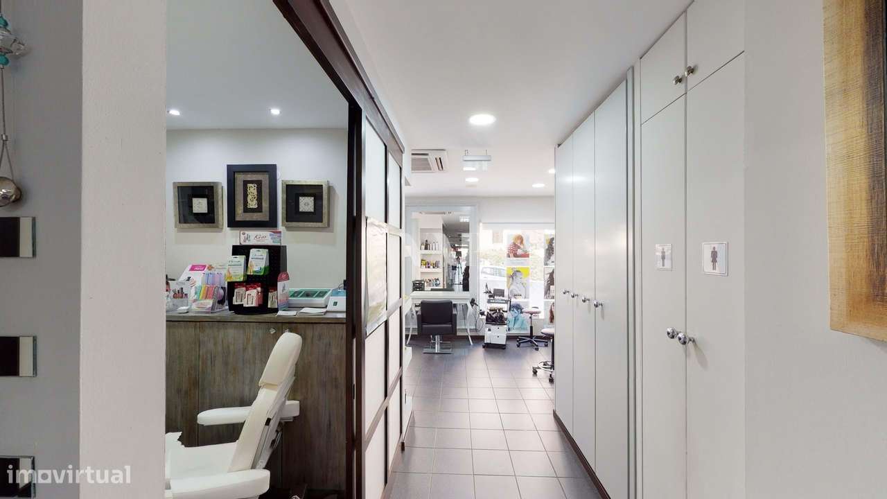 Loja comercial curta distância da Marina de Vilamoura - Grande imagem: 2/16