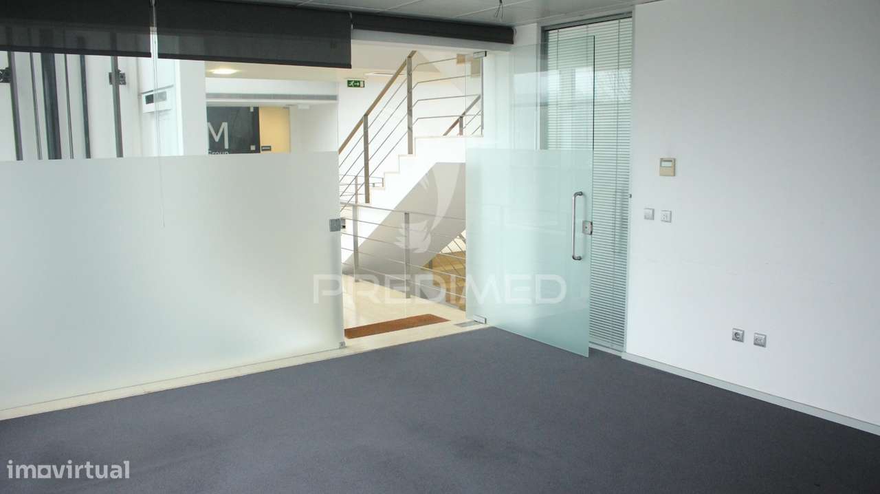 Escritório no Parque Industrial de Celeirós - Grande imagem: 3/9