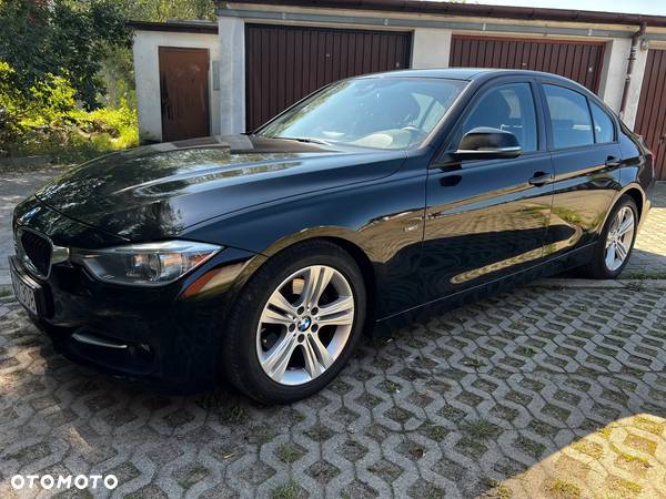 BMW Seria 3 320d Sport Line - 2