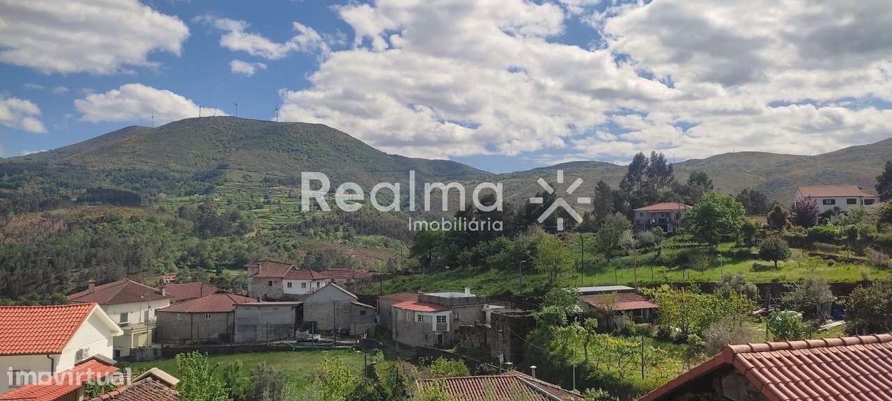 Terreno c/ Viabilidade Construtiva em Ruivães - Vieira do Minho-16