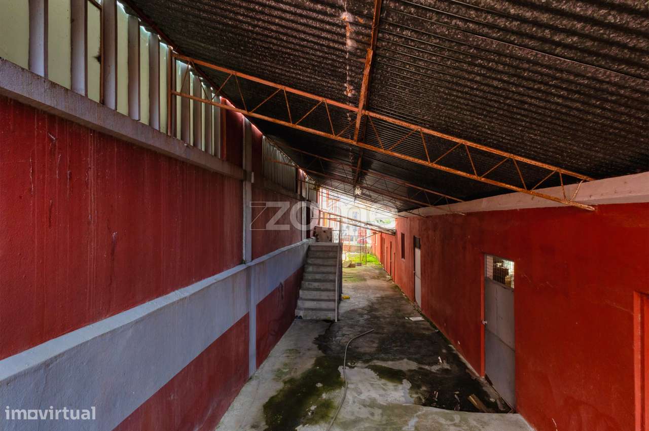 Armazéns de 1750m² c/ escritório e Potencial Habitacional em São Ro...-21