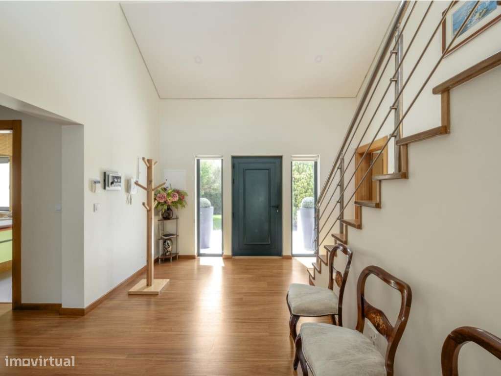 Moradia T6 com piscina - Soltróia - Grande imagem: 4/57