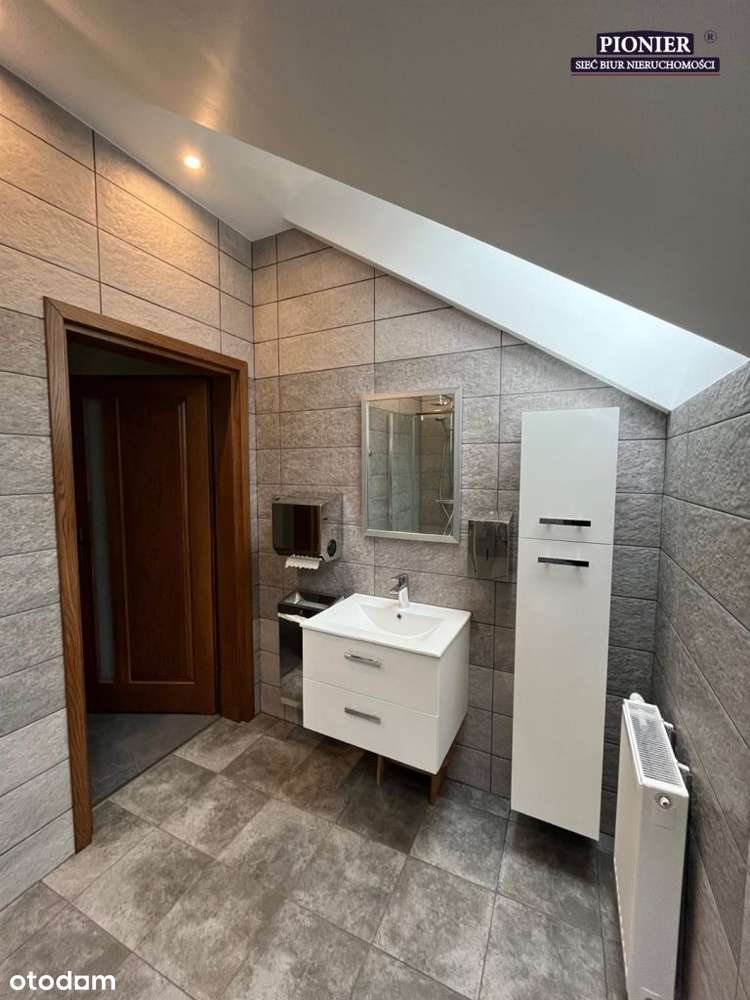 Budynek usługowy-15