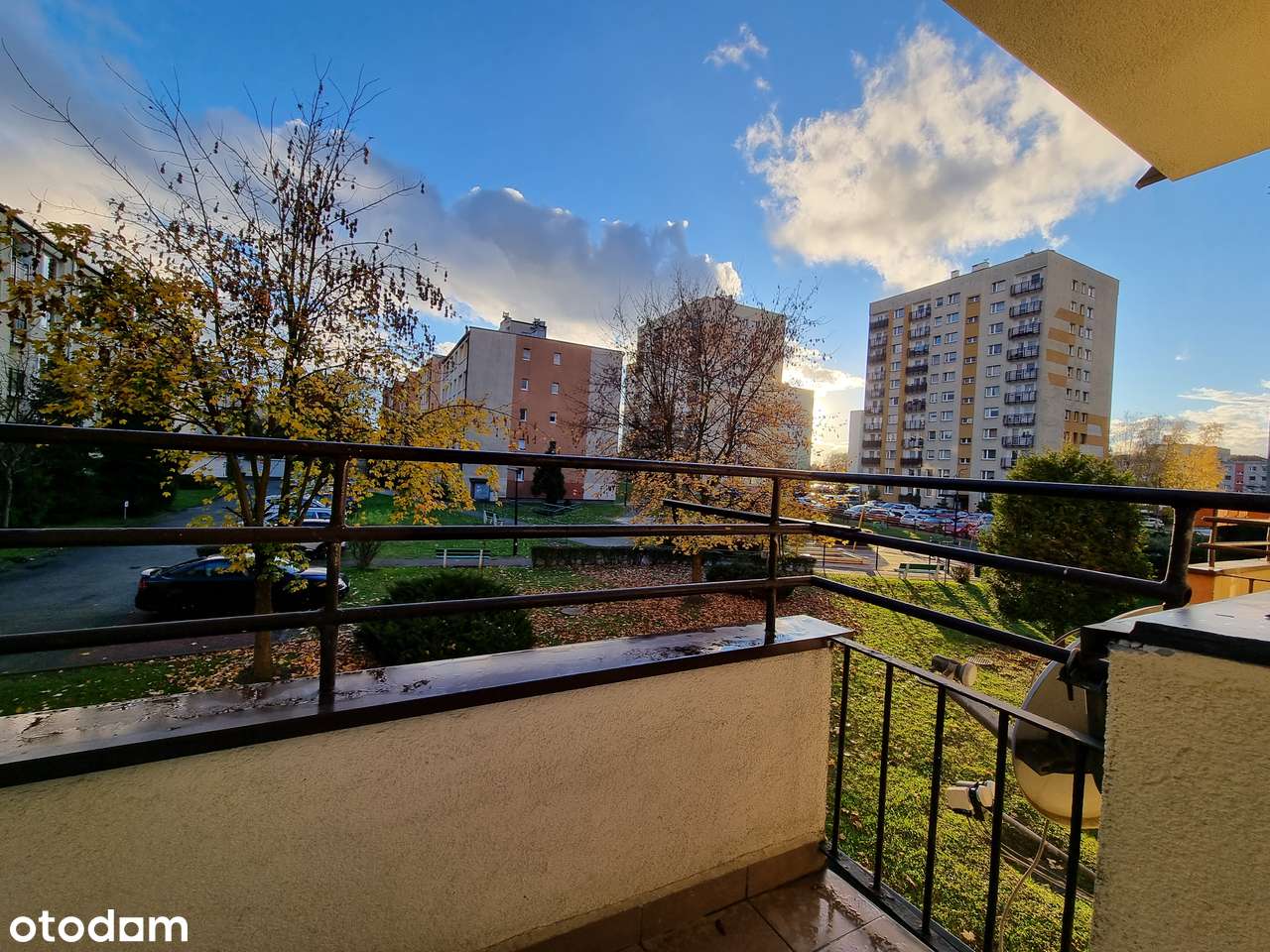 | 1 piętro + Balkon | 3x Pokoje | Po remoncie z nowym AGD |-16