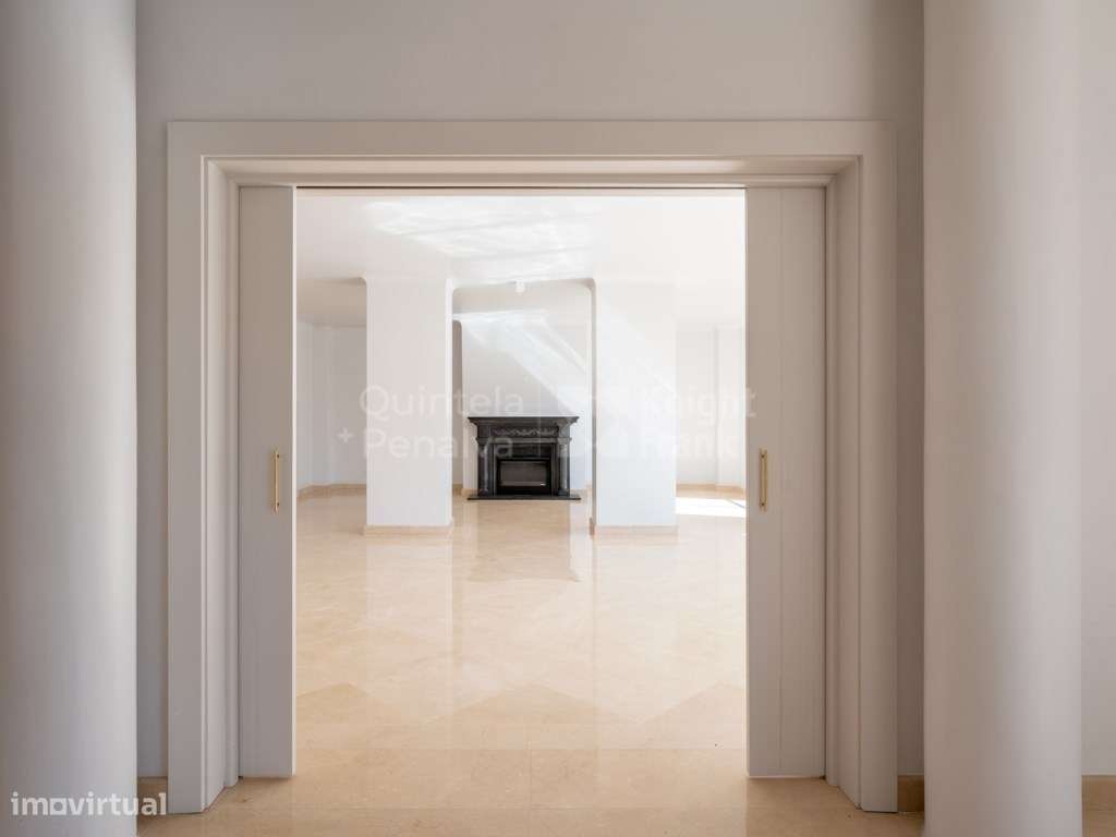 Apartamento T4+1 para arrendar sem móveis nas Avenidas Novas - Grande imagem: 5/30