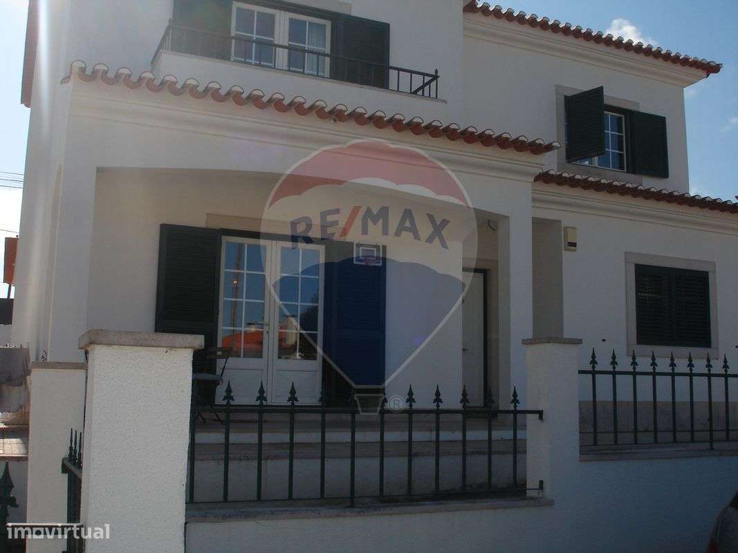 Moradia T5 para venda - Grande imagem: 2/31