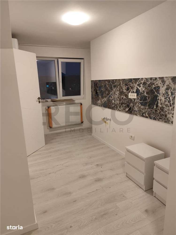 RECO Vila la cheie compartimentata in 16 ap in zona Spitalul Judetean - Imagine principală: 5/13