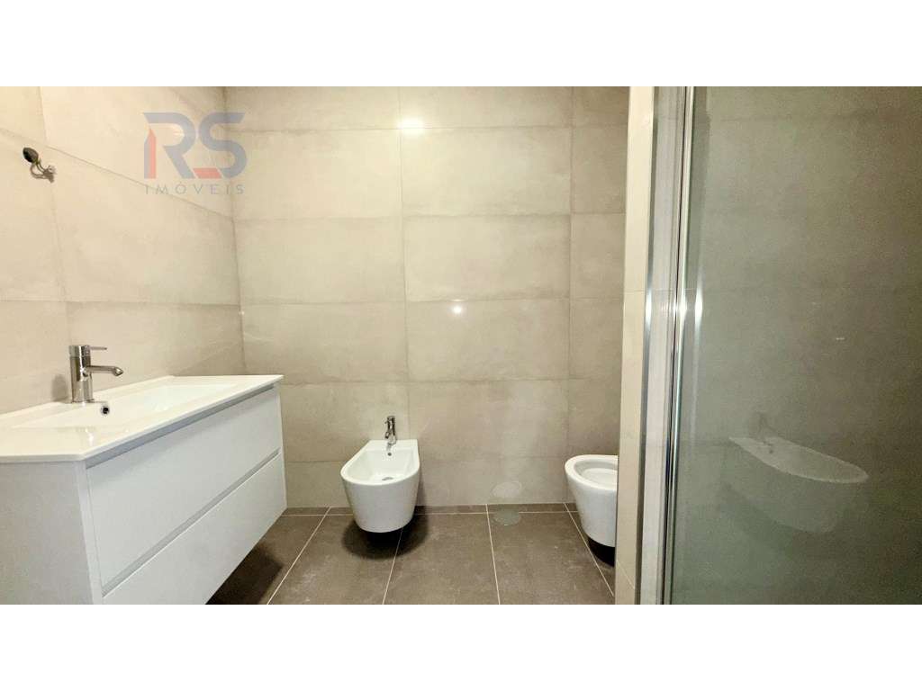 T4 último piso Boavista Porto-24