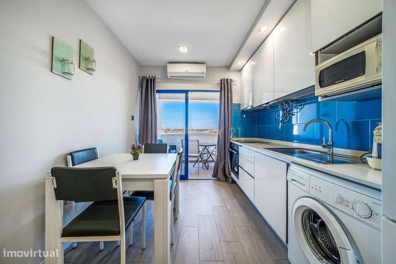 T1 totalmente renovado a apenas 550 metros da Praia da Rocha-10
