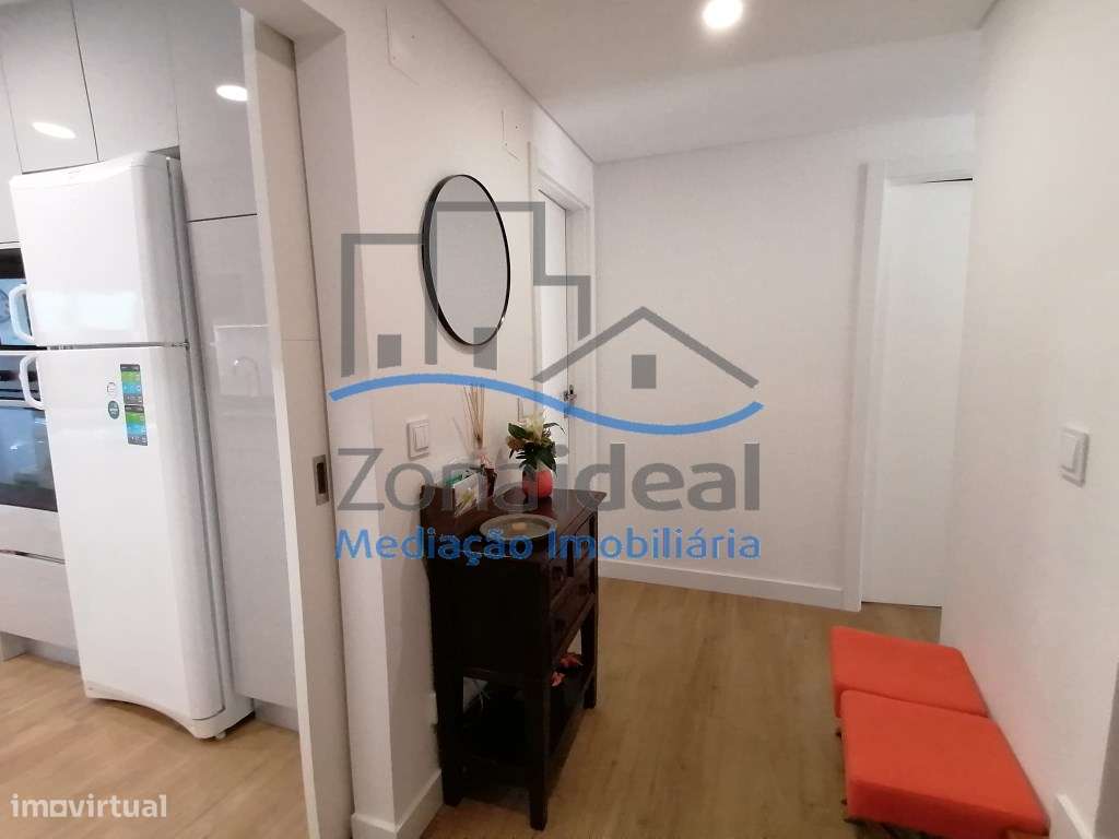 Apartamento T3 Duplex com parqueamento 2 carros - Alenquer-14