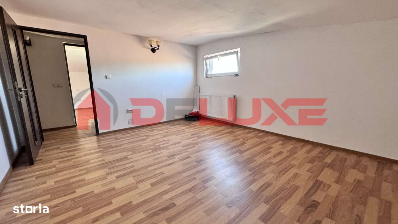 Apartament cu scara interioara-6