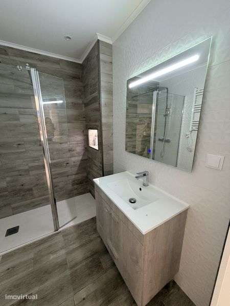 T2 remodelado pronto a habitar - Grande imagem: 5/10