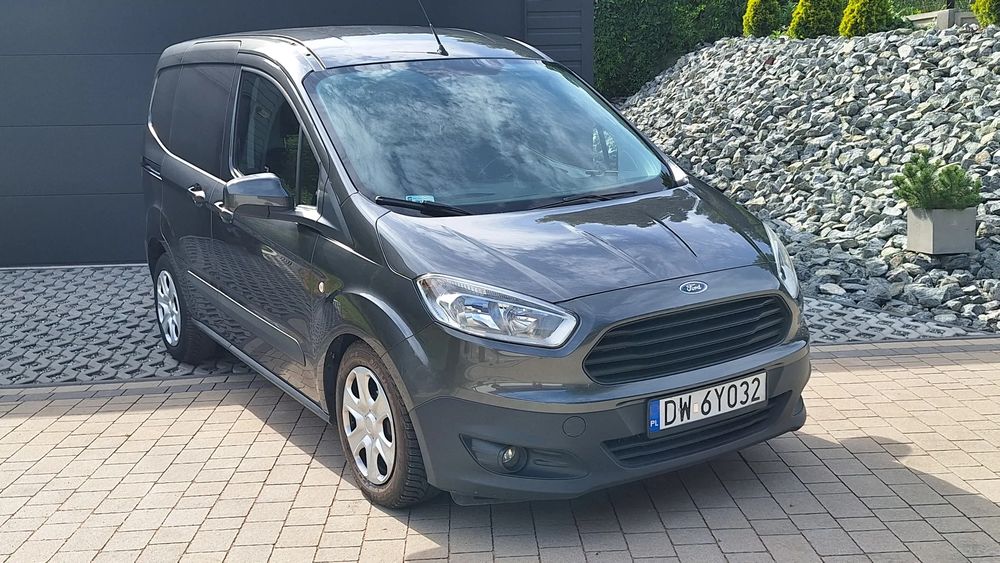 Ford Transit Courier 2017