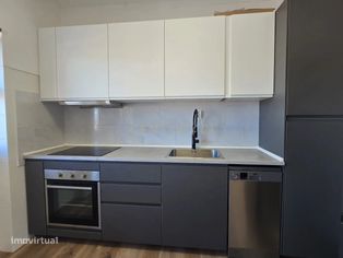 Apartamento T3 transformado em T2 totalmente remodelado no centro de M - Grande imagem: 3/22