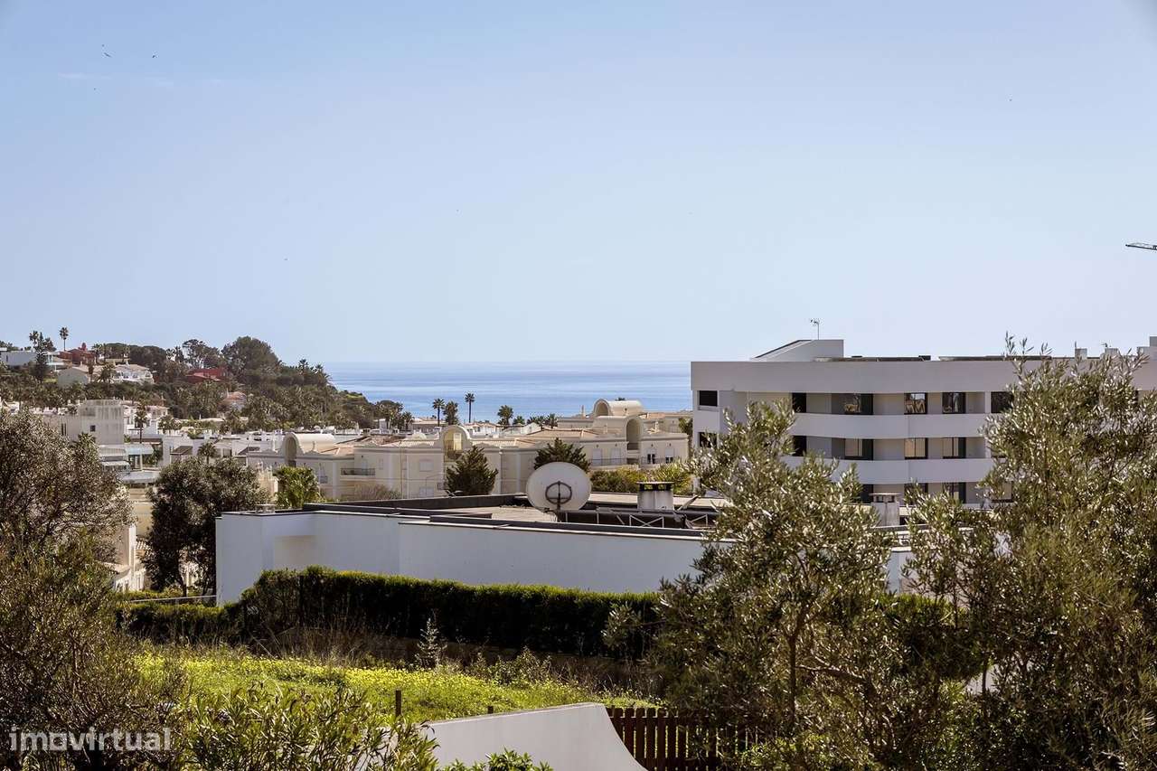 FANTÁSTICA MORADIA T3+1 COM PISCINA AQUECIDA E GARAGEM NO PORTO DE MÓS - Grande imagem: 4/50