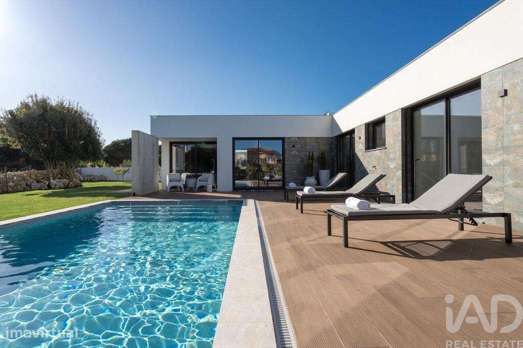 Casa / Villa T4 em Reguengo Grande de 198,00 m2 - Grande imagem: 3/21