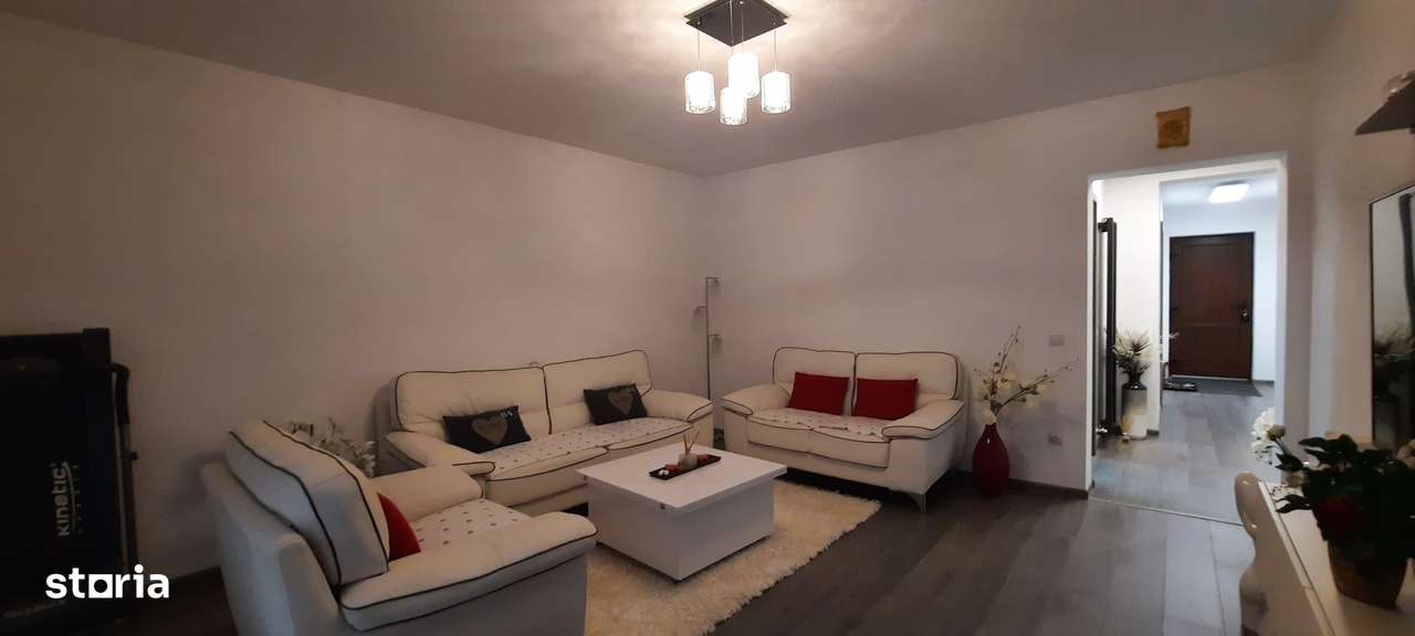 Casa individuala noua, moderna, Calea Cisnadiei - Imagine principală: 5/18