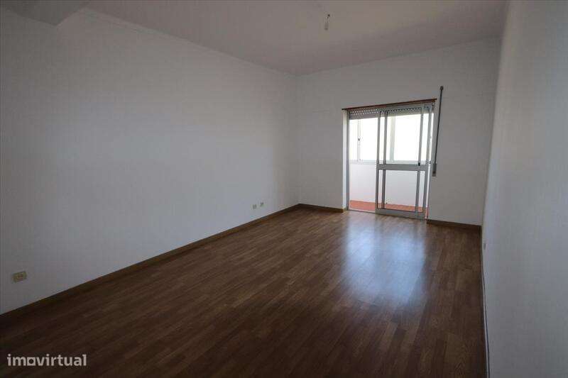 Apartamento T3 na Baixa da Banheira, Moita - Grande imagem: 5/17