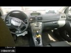 Traseira / Frente /Interior Toyota Avensis 2006 - 3