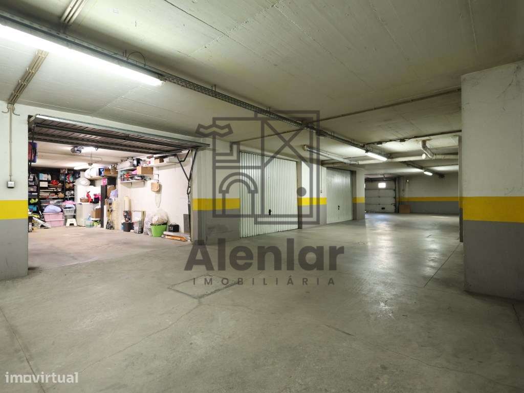 Excelente T3 com Box em Alenquer-33