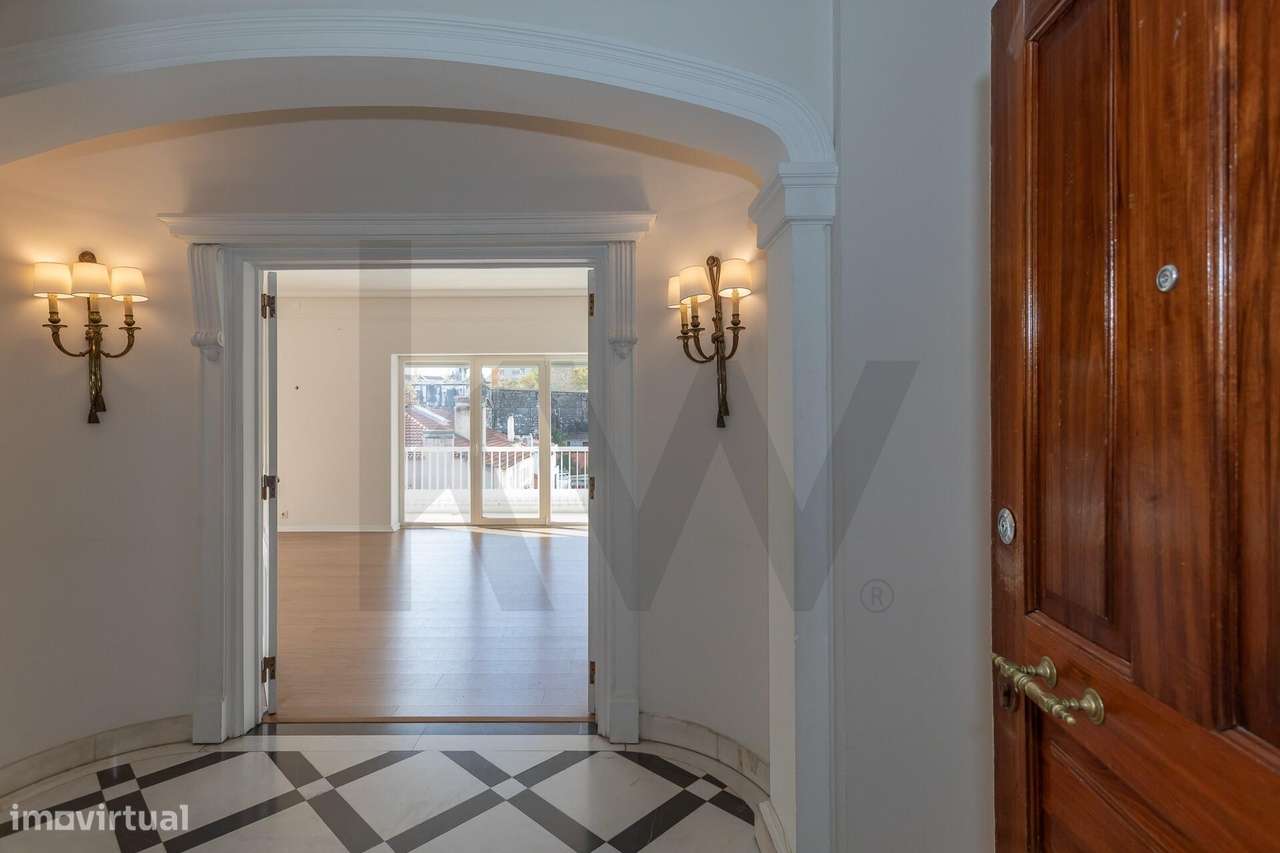 Apartamento T5 + junto ao Jardim das Amoreiras - Arrendamento - Grande imagem: 4/32