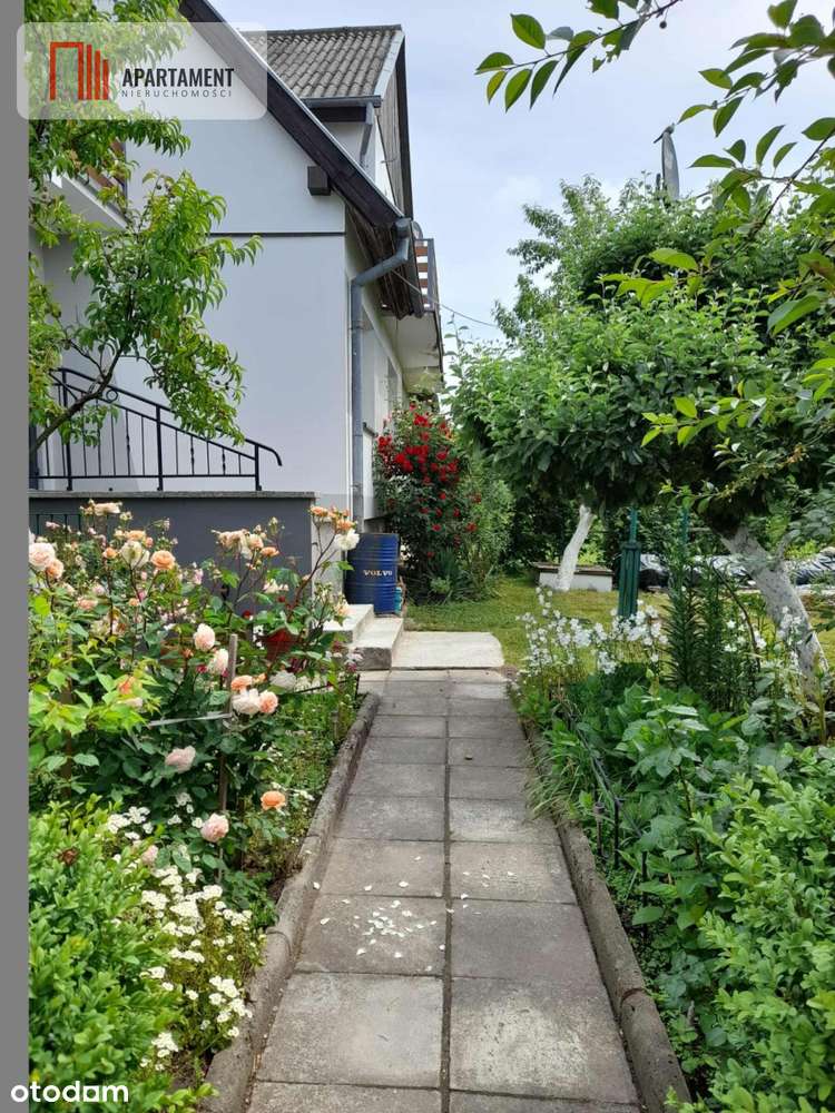 Dom z ogrodem i dodatkową działka- 3 ary-11