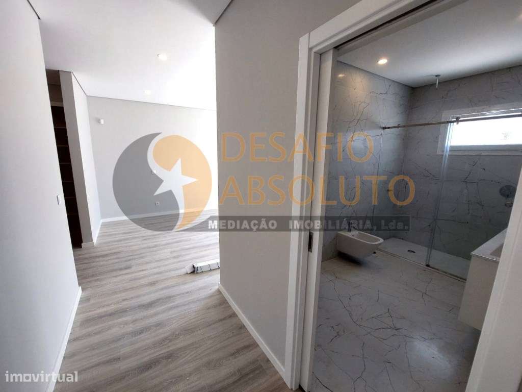Moradia Isolada T4 C/ Piscina e Garagem - Brejos de Azeitão-12