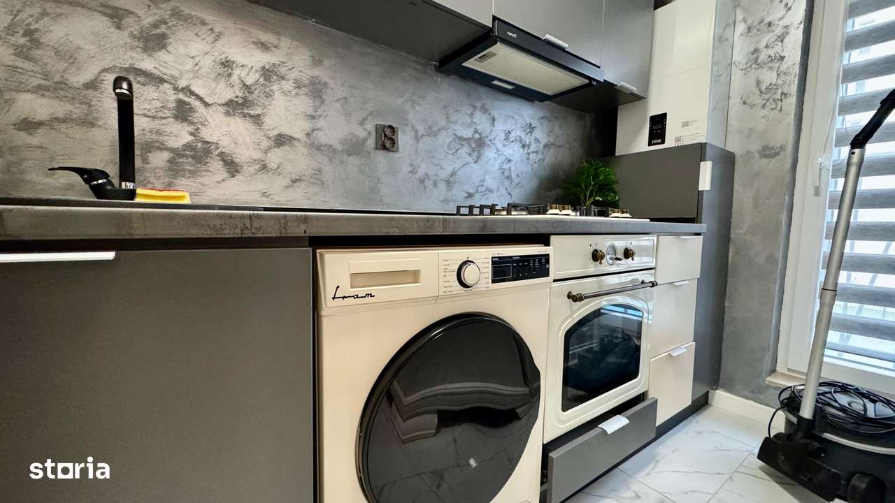 COSMOPOLIS - Garsoniera mobilata si utilata, vedere piscina-6