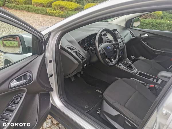 Ford Focus 1.0 EcoBoost Start-Stopp-System Titanium - 9