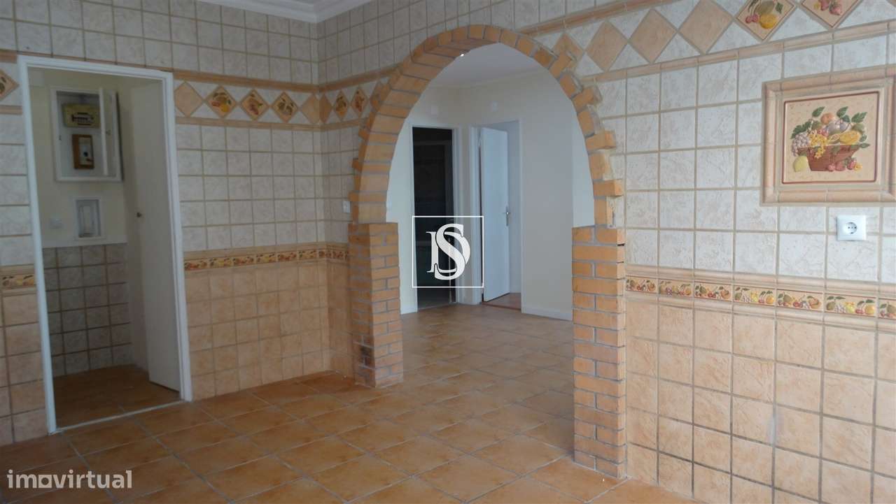 Apartamento T2 Venda na Tapada das Mercês-3
