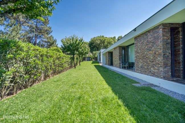 Moradia de Luxo para venda T4-45