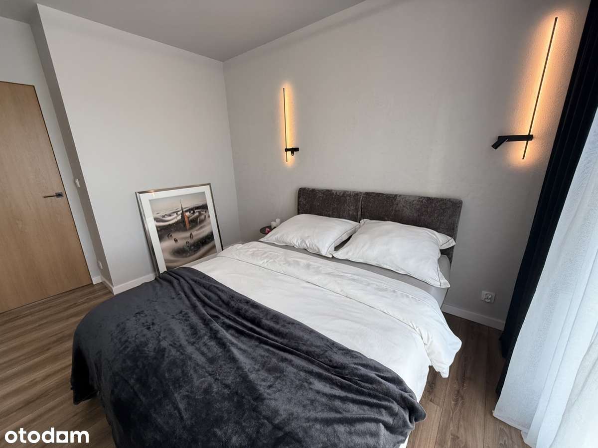 Nowe 4 pokoje + 2 x hala garażowa.-19