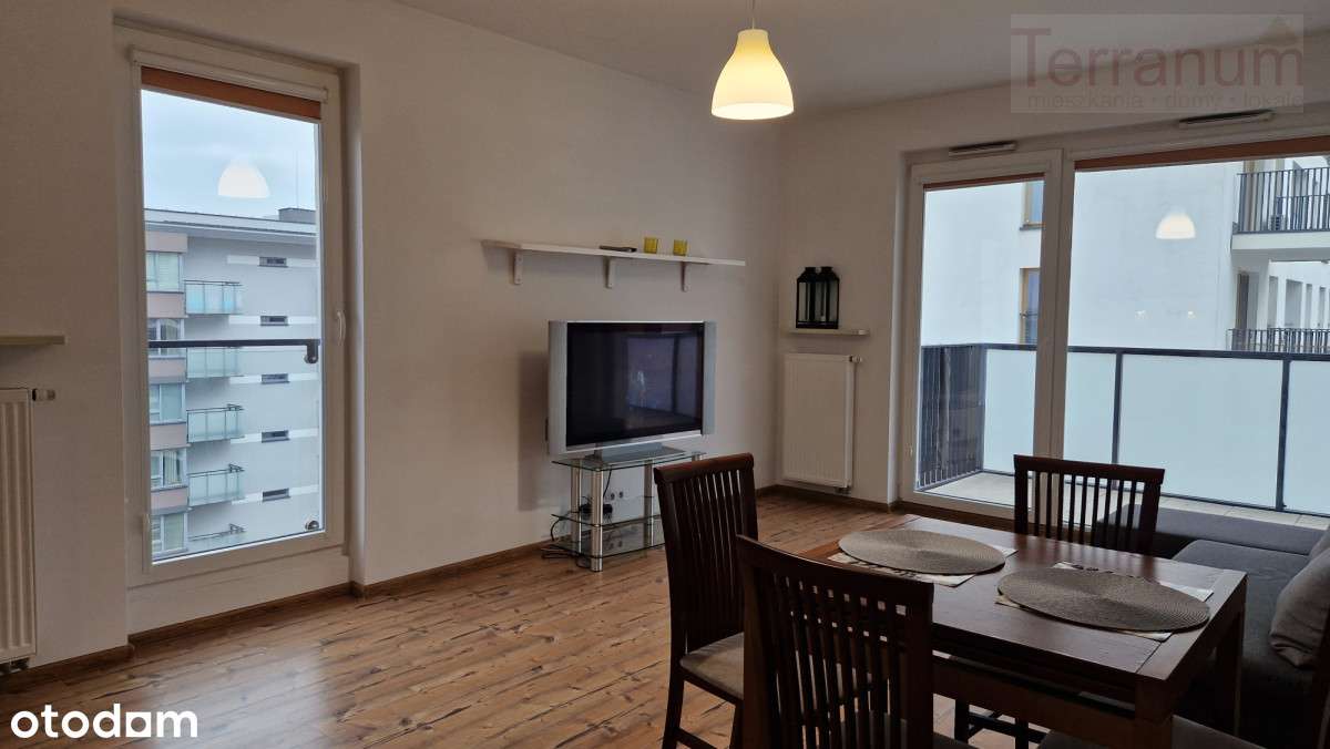 3 pokoje z miejscem postojowym Garażowa-2