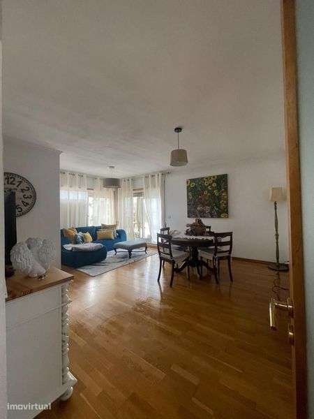 Apartamento T3+1 c/ lugar de garagem e terraço - Grande imagem: 4/12