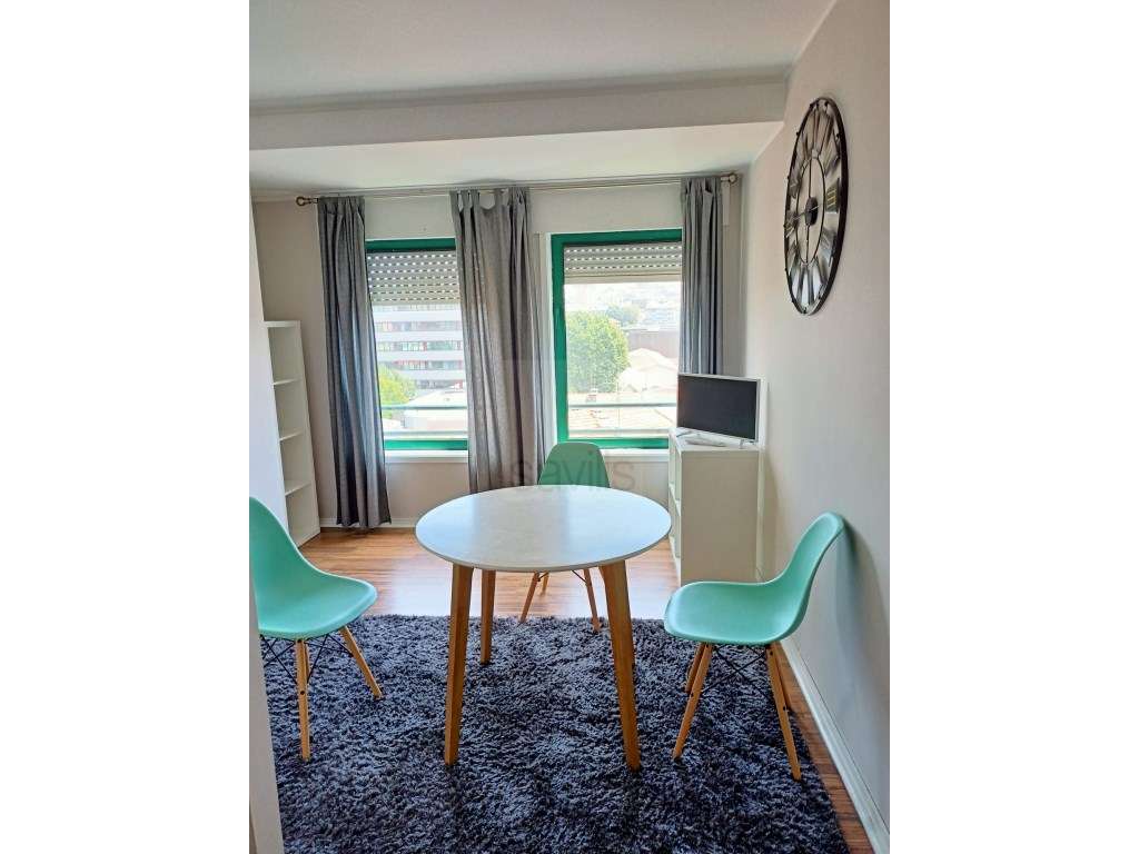 T1 mobilado para arrendar em Júlio Dinis, Porto - Grande imagem: 3/7