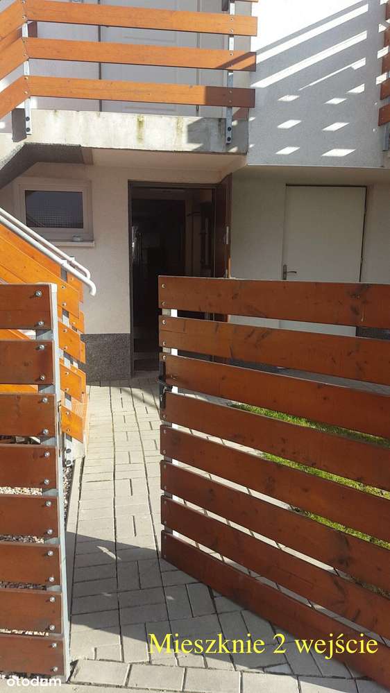 Dwa niezależne mieszkania | Muchobór Wielki, ul. Podolska-11