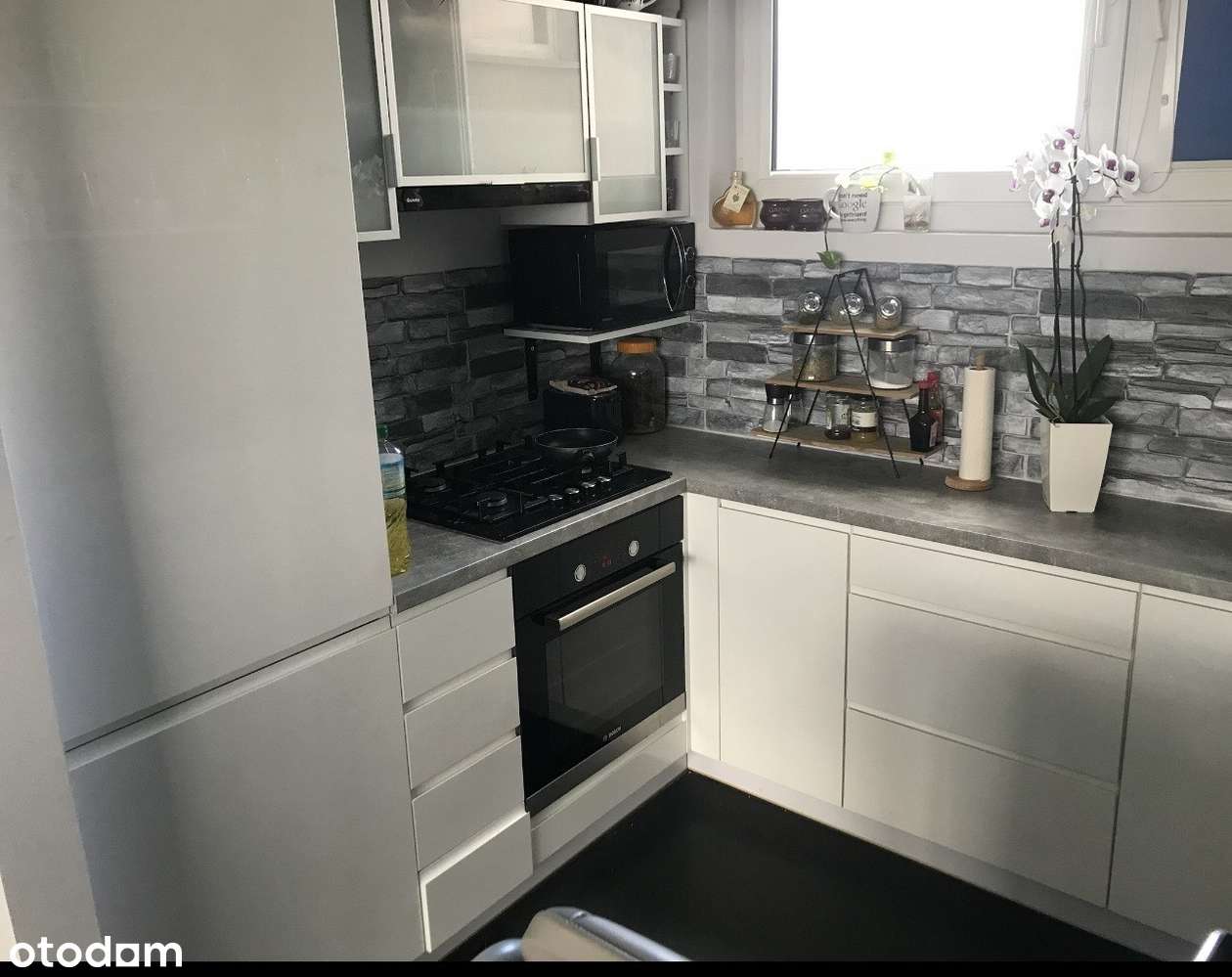 M3 Rondo Lotników Lwowskich /Nowe Rokicie, z balkonem-0