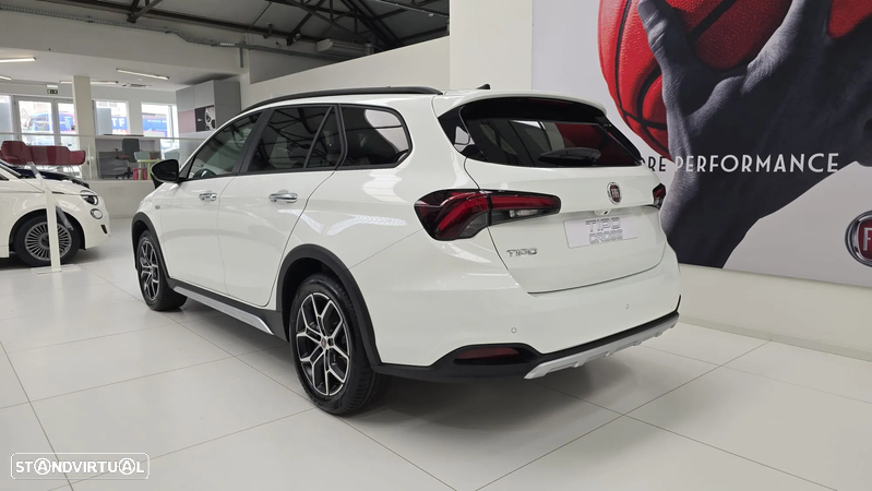 Fiat Tipo Station Wagon Cross 1.0 GSE T3 Cross - 5